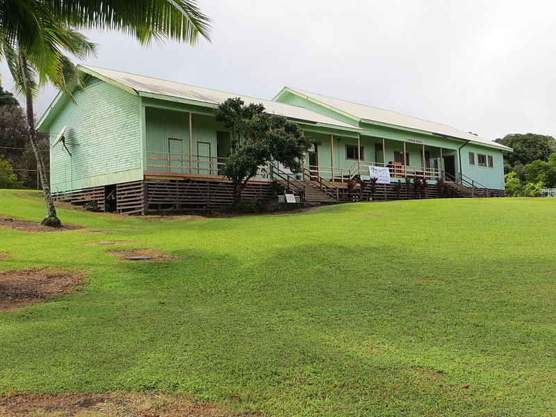 File:Maui-Keanae-school-oblleft.JPG