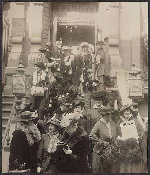 Meeting at Coffee House, New York, 1915