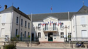 Mehun-sur-Yèvre - Hôtel de ville.JPG