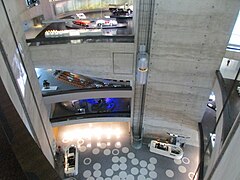 Mercedes-Benz Museum 003.jpg