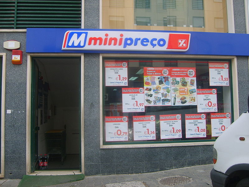 File:Minipreço, Lourinhã.JPG