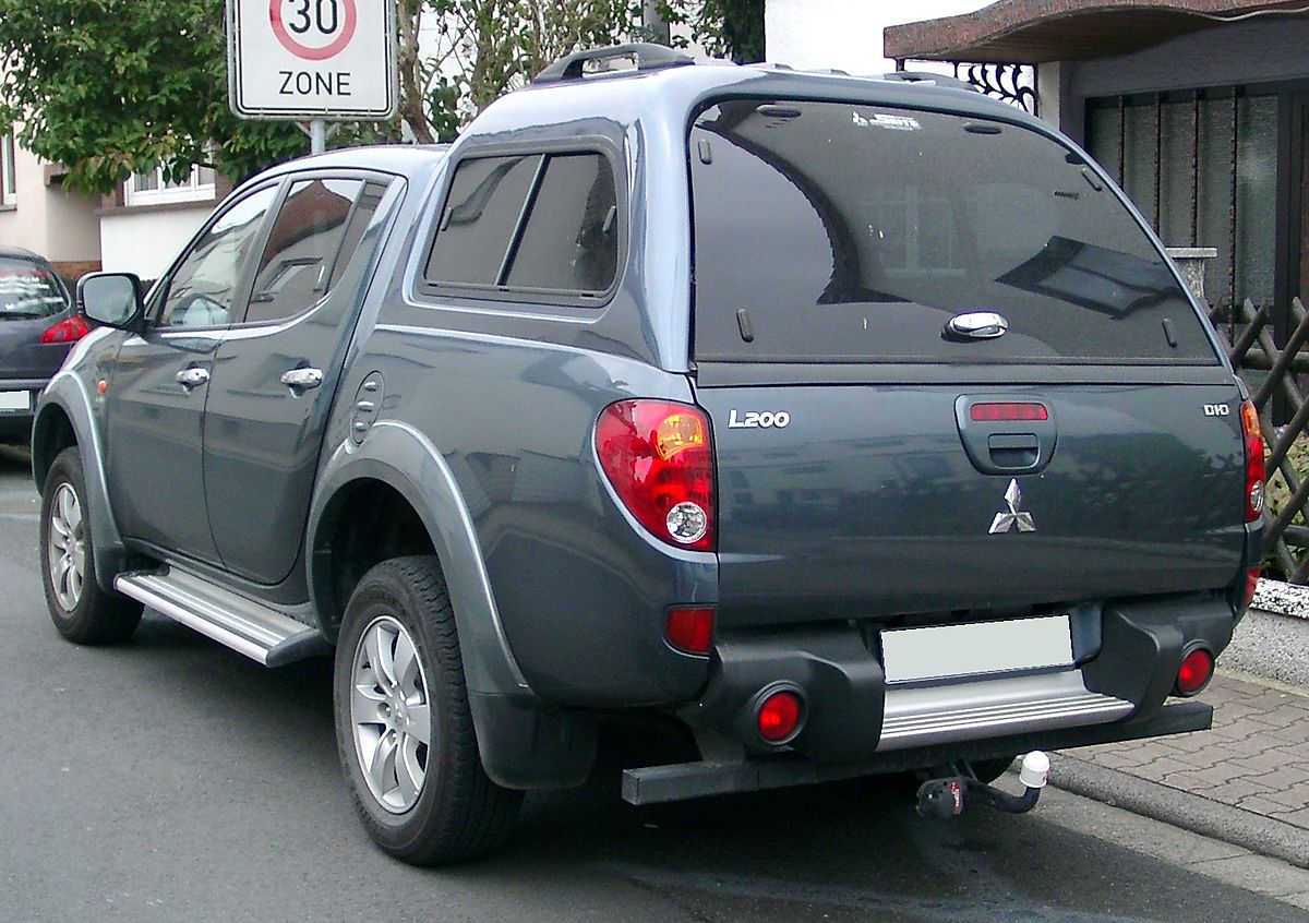 File:Mitsubishi L200 front 20080722.jpg - Wikimedia Commons