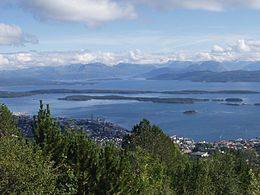 Molde: Geografi, Historie, Erhvervsliv