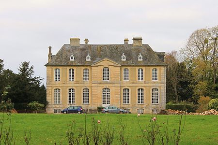 Castle in Monts-en-Bessin Monts-en-Bessin chateau.JPG