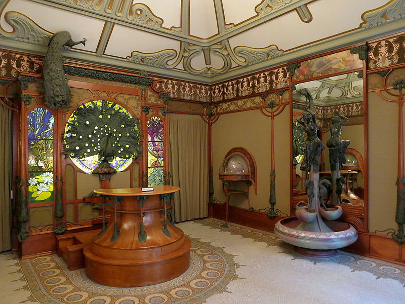 The jewelry shop Georges Fouquet, created by Mucha  (1901)