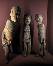 Three statuettes from Togo, ca. 1910 Musee africain Lyon 130909 07.jpg