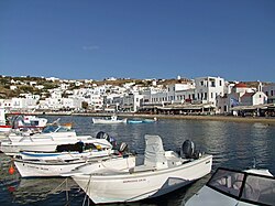 Veduta del porto di Mykonos