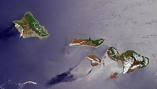 NASA satellite photograph of the Hawaiian islands of O‘ahu, Moloka‘i, Lāna‘i, Kaho‘olawe, and Maui (left to right).jpeg