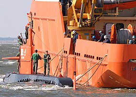 MV Carolyn Chouest makalesinin açıklayıcı görüntüsü