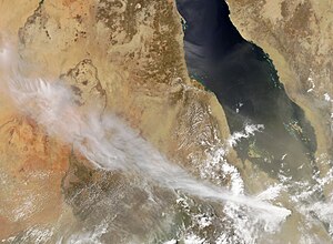 Nabro vulkanaska moln 2011-06-13, Eritrea.jpg