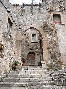 Porta San Pelino