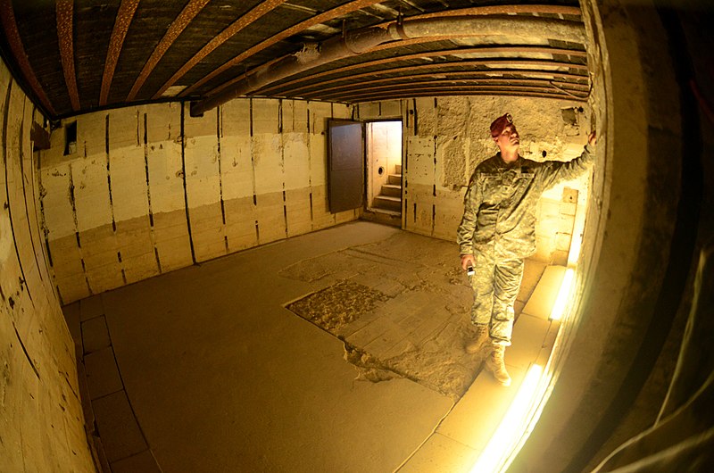 File:Nazi bunker inside on DDay 2012.jpg