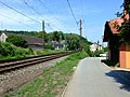 Čeština: Trať prvního železničního koridoru procházející obcí Nelahozeves nápověda English: First rail express corridor track in Nelahozeves, Central Bohemian Region, CZ help