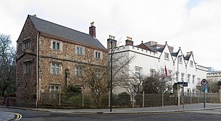 <span class="mw-page-title-main">Newarke Houses Museum</span> Military Museum in Leicester