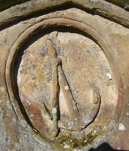 File:Ninebanks gravestone detail.JPG