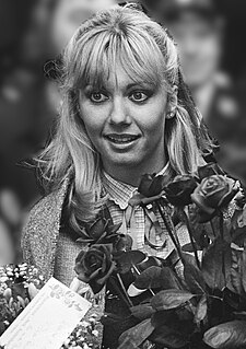 Olivia Newton-John Australian singer and actress (1948–2022)