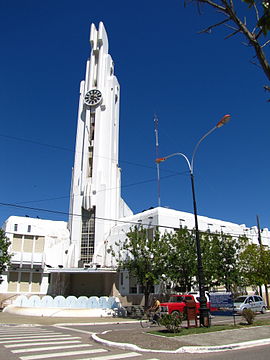 Palacio Municipal de Carhué 2.JPG