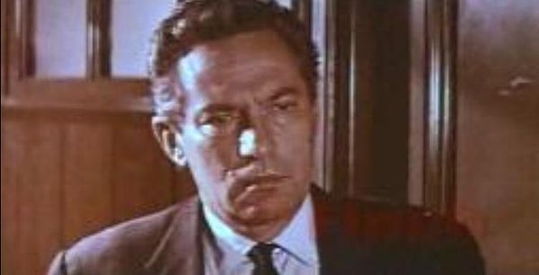 Peter Finch in the trailer