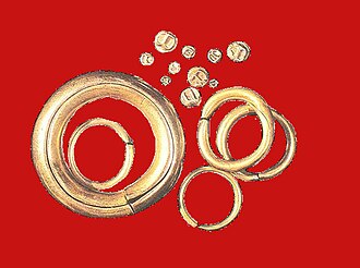 Barter rings along with piloncitos. Piloncitos ang gold rings.jpg