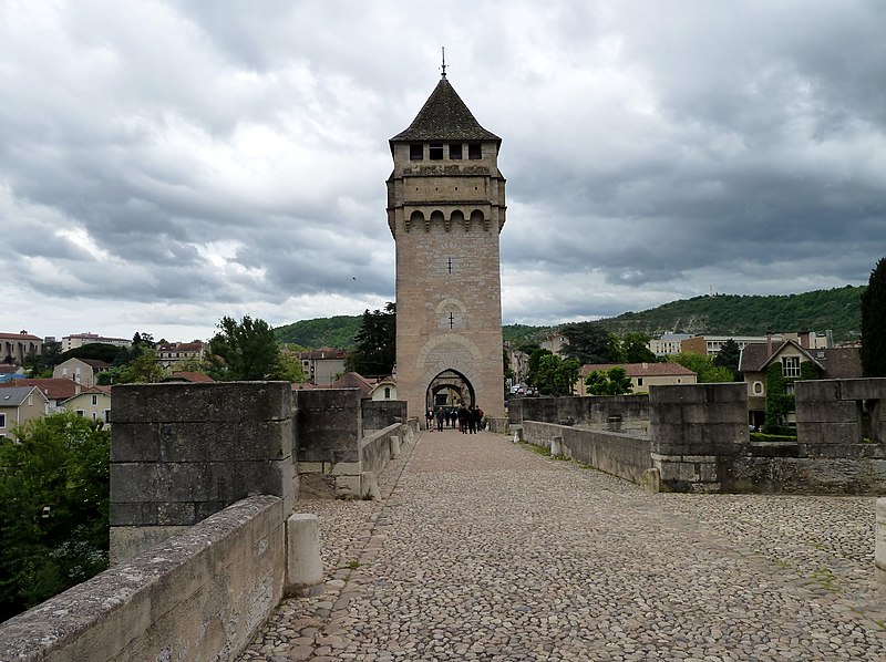 File:Pont Valentré vue 11.JPG