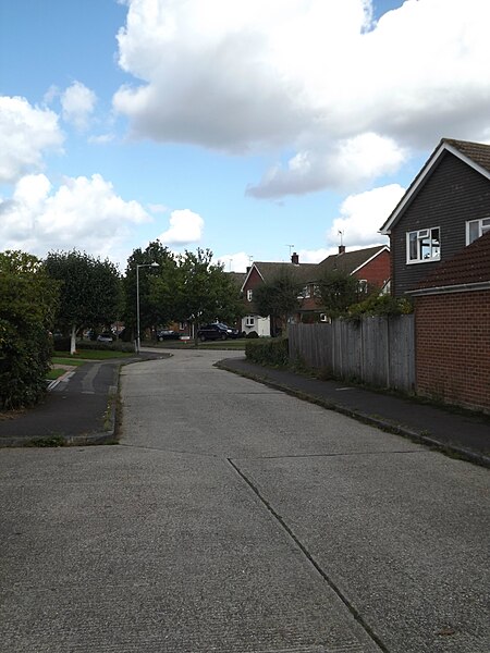 File:Princes Way, Hutton - geograph.org.uk - 4684952.jpg