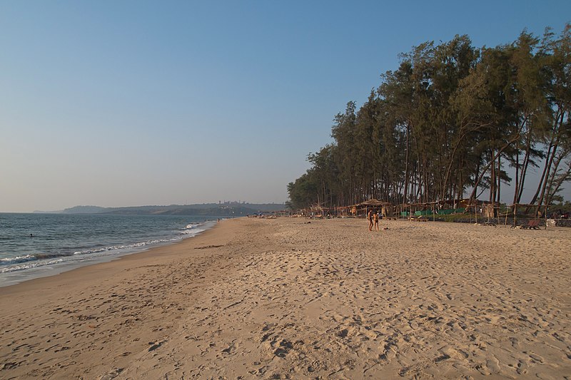File:Querim Beach, Goa, India.jpg