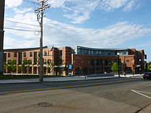 Quincy High School Quincy High School; Quincy, MA; main entrance; 2011-06-05.JPG