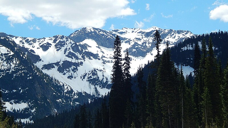 File:Rainy Peak 7768 in North Cascades.jpg