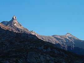 Rocca d'Ambin und Denti d'Ambin.JPG