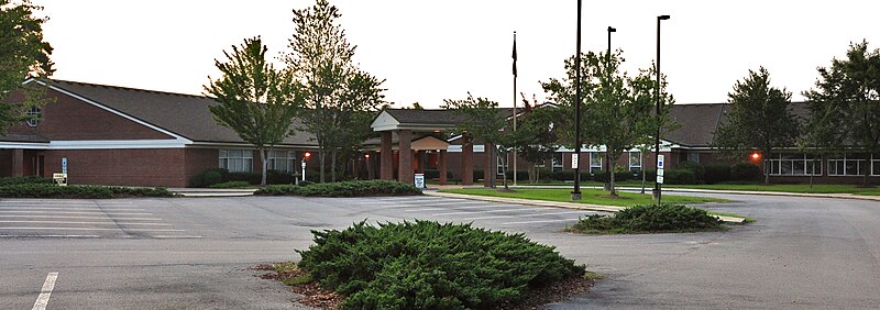 File:Rolesville Elementary School.jpg