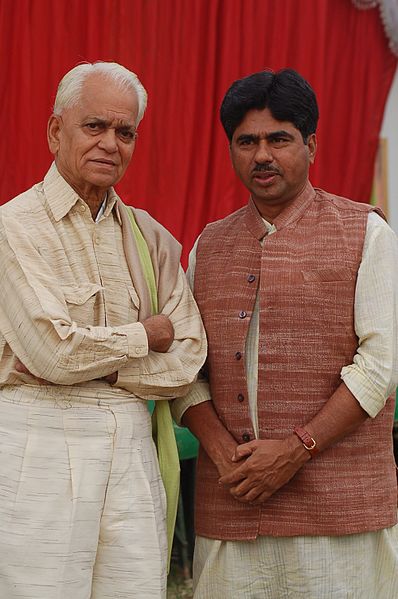 File:S. N. Subba Rao and Rajagopal, Gwalior, December 2005.jpg