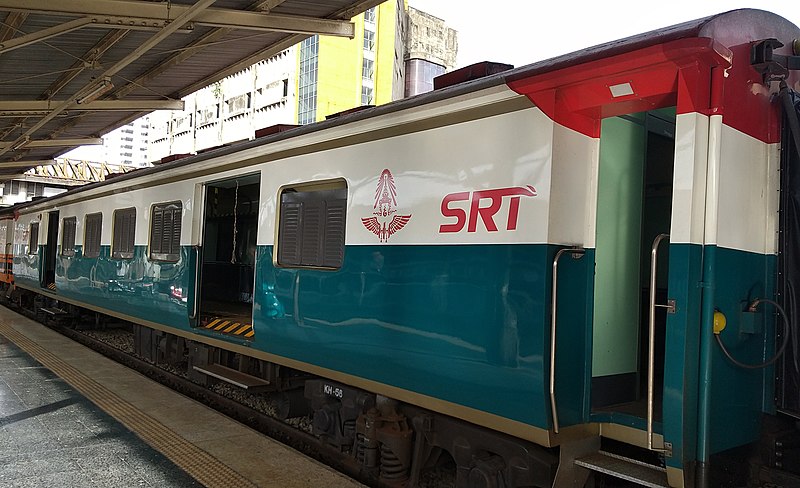 File:SRT Passenger car at Bangkok Railway Station-19.jpg