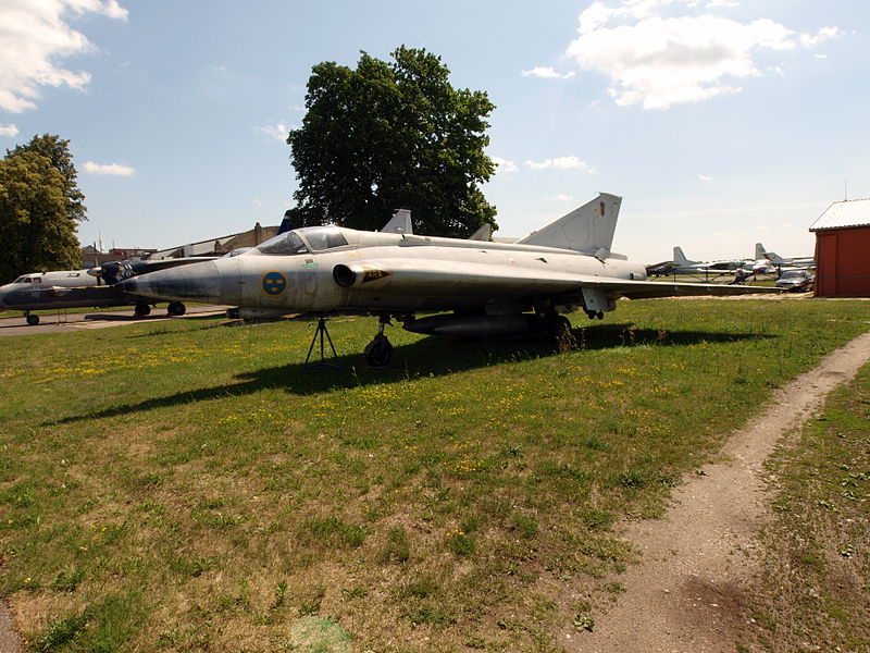 File:Saab Draken pic1.JPG