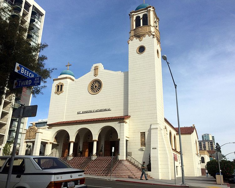 File:Saint Joseph Cathedral (San Diego, California), corner of Beech and Third.jpg