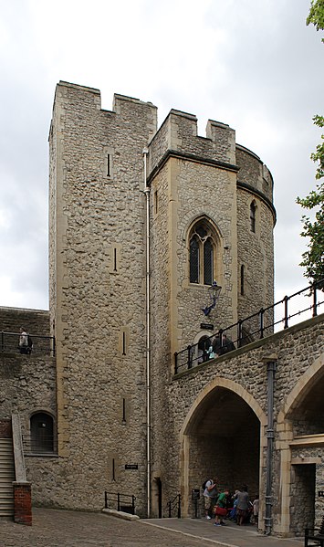 File:Salt Tower, June 2014 (4).JPG