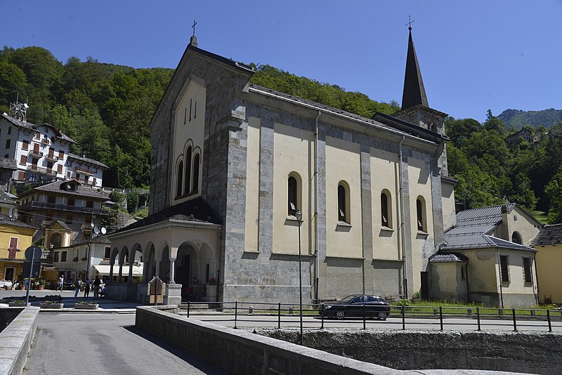 File:San Giacomo Maggiore (Fobello).jpg