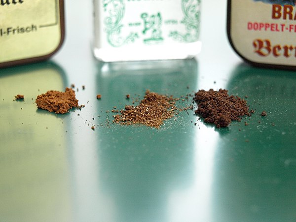 Several types and consistencies of snuff tobacco