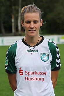Simone Laudehr 2011 3.jpg
