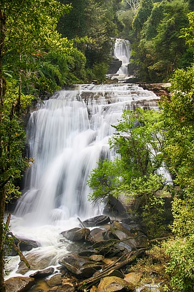 File:Sirithan Waterfall.jpg