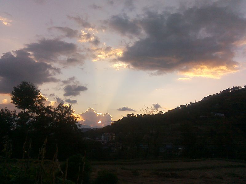 File:Sky at Evening 17.jpg