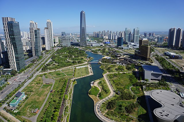 Image: Songdo Central Park and Posco Tower Songdo