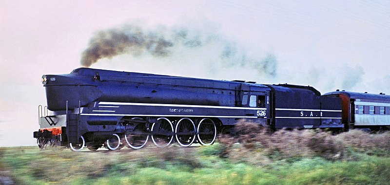 File:South Australian Railways loco 526 on Port Pirie line near Mallala, August 1970.jpg