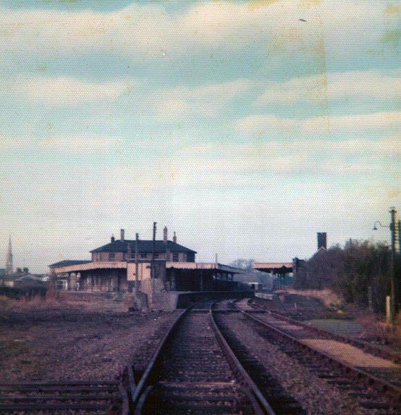 File:St Ives station (Cambridgeshire, 4).jpg