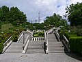 Treppe zum Parkplatz