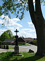 Čeština: Křížek v obci Stříbrné Hory, okres Havlíčkův Brod, kraj Vysočina. English: Wayside cross in the municipality of Stříbrné Hory, Havlíčkův Brod District, Vysočina Region, Czech Republic.