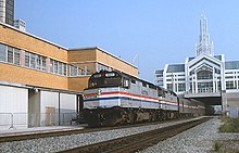 The Sunset Limited at the station in 1993 Sunset Limited at Mobile station, August 1993.jpg