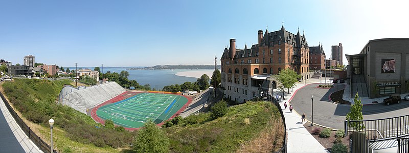 File:Tacoma - Stadium High School pano 01.jpg