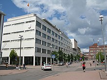 The Tampere City Central Office (Tampereen keskusvirastotalo), an administrative building of the City Council of Tampere along the Aleksis Kiven katu street. Tampere city central government office building.jpg