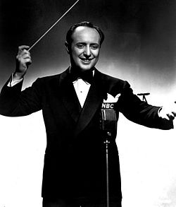 Ted Fio Rito johtamassa orkesteria vuonna 1945.