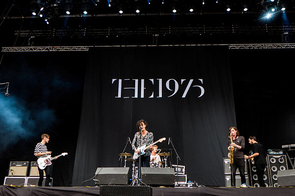 Healy with the 1975 in 2014